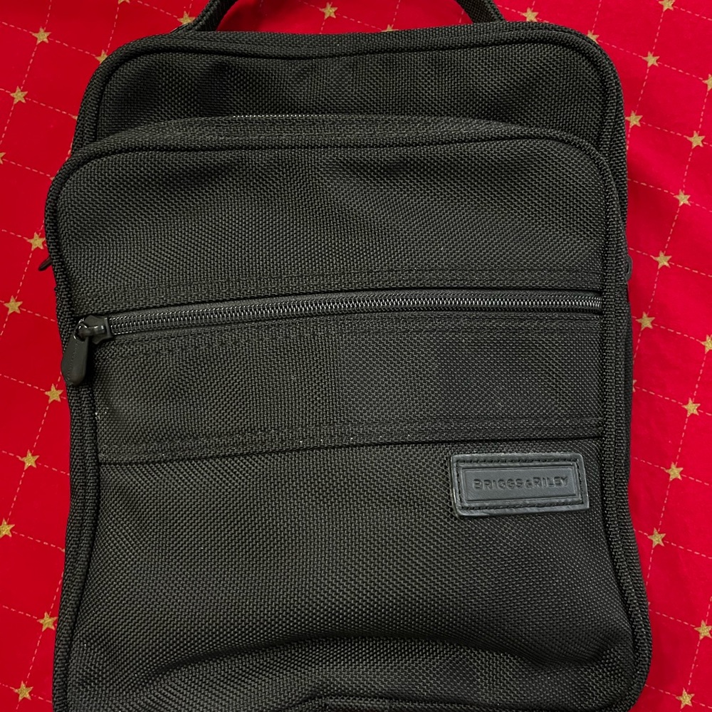 Briggs & Riley Travelware Hanging Toiletry Bag